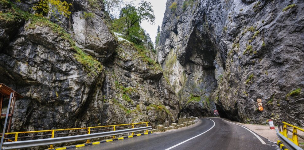 Turul Neamțului: Pe urmele legendelor și frumuseții naturale - CHEILE BICAZULUI