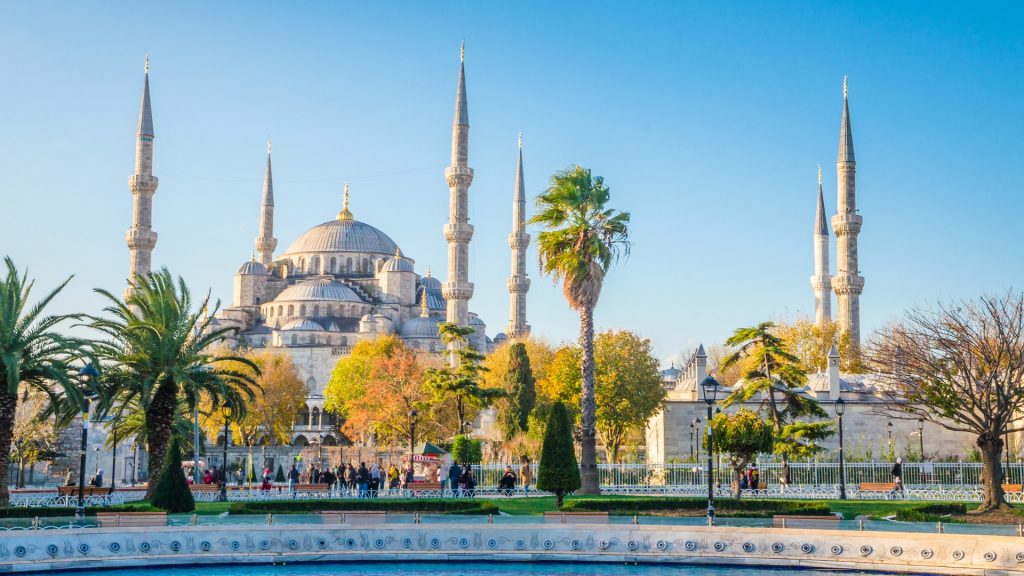 City break Istanbul 3 zile: Itinerar complet, costuri și ponturi logistice 1 Hagia Sophia Moschee